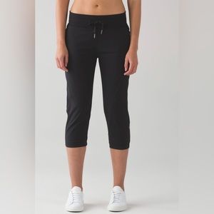 Like New! Lululemon Studio Crop II Size 6 Black